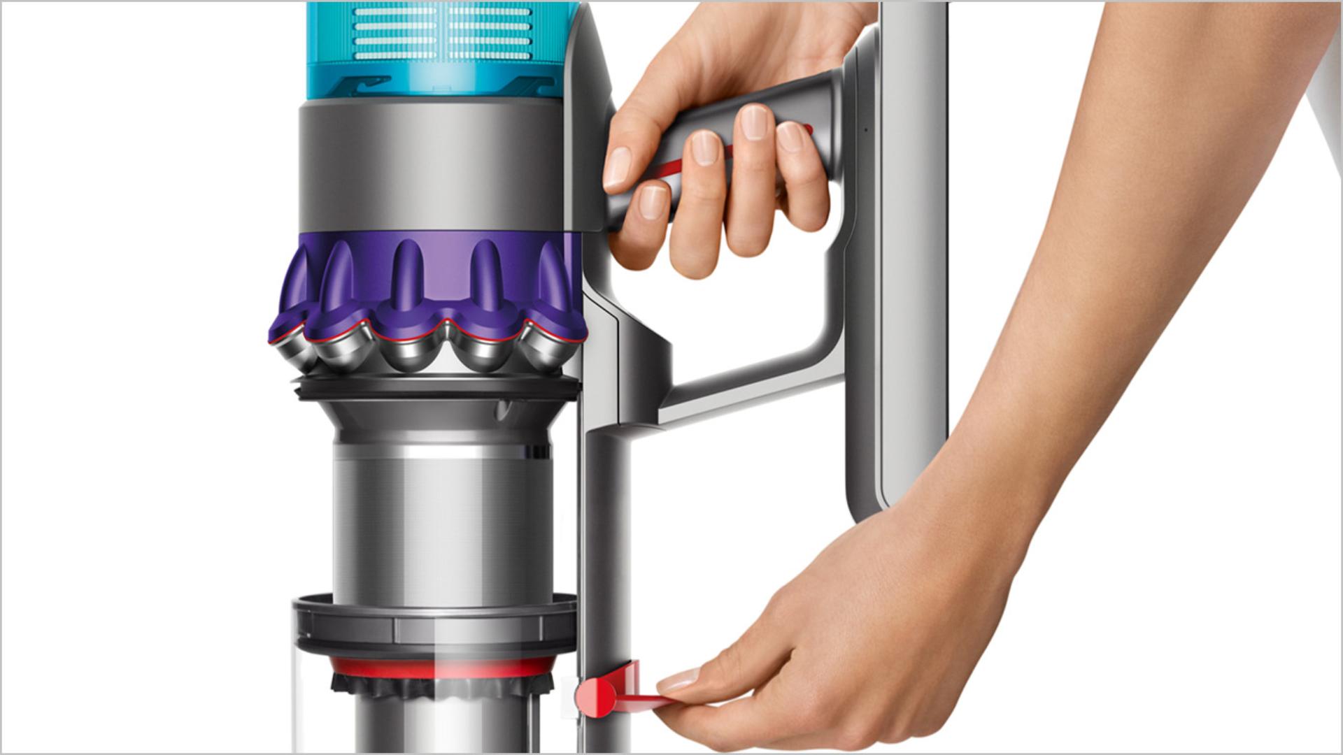 Emptying the bin on the Dyson gen5detect vacuum